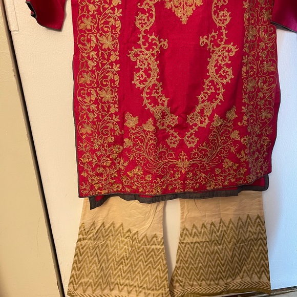 Edenrobe Kurta with J. matching pants - Picture 4 of 4